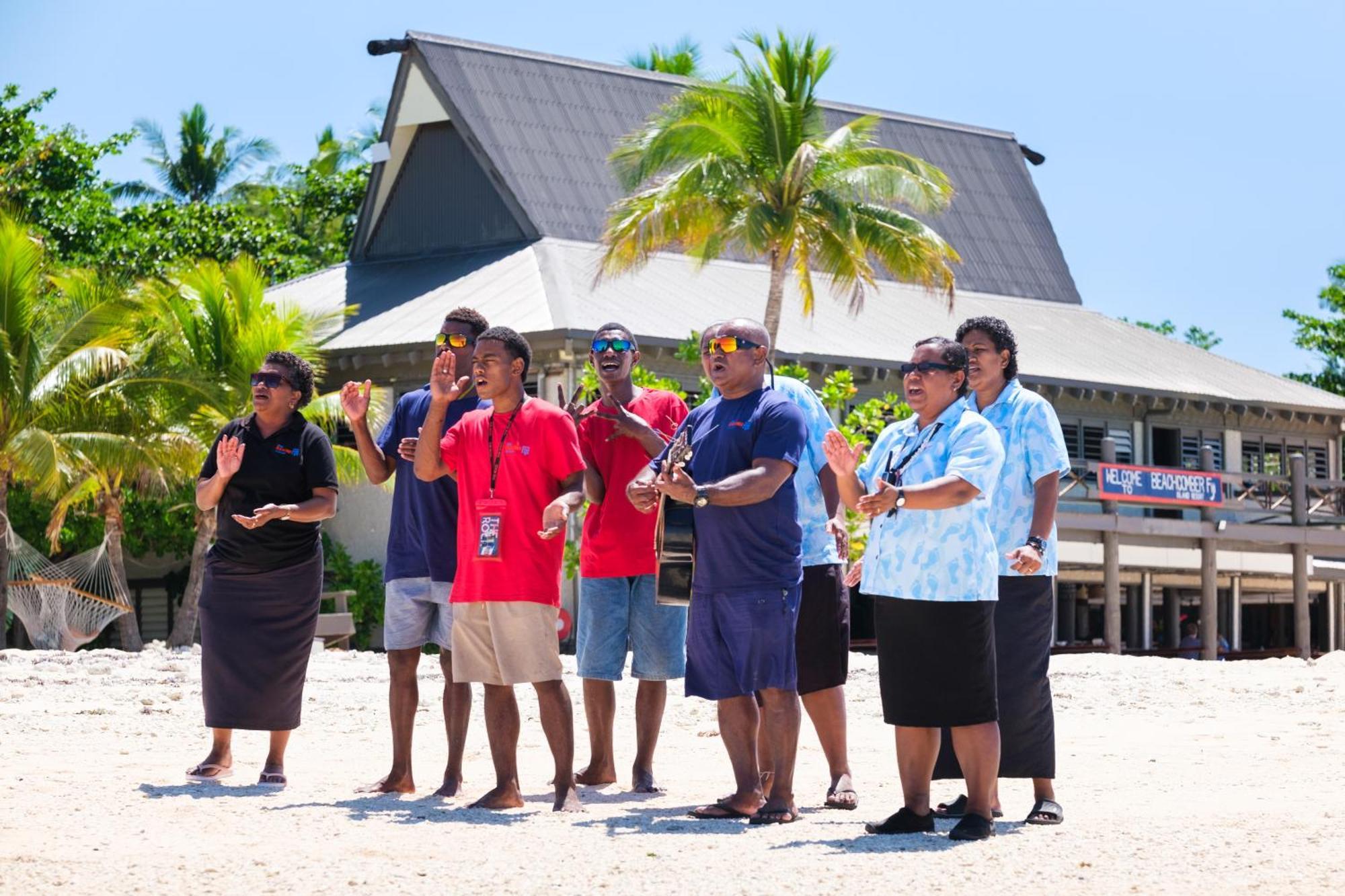 Beachcomber Island Resort Bagian luar foto