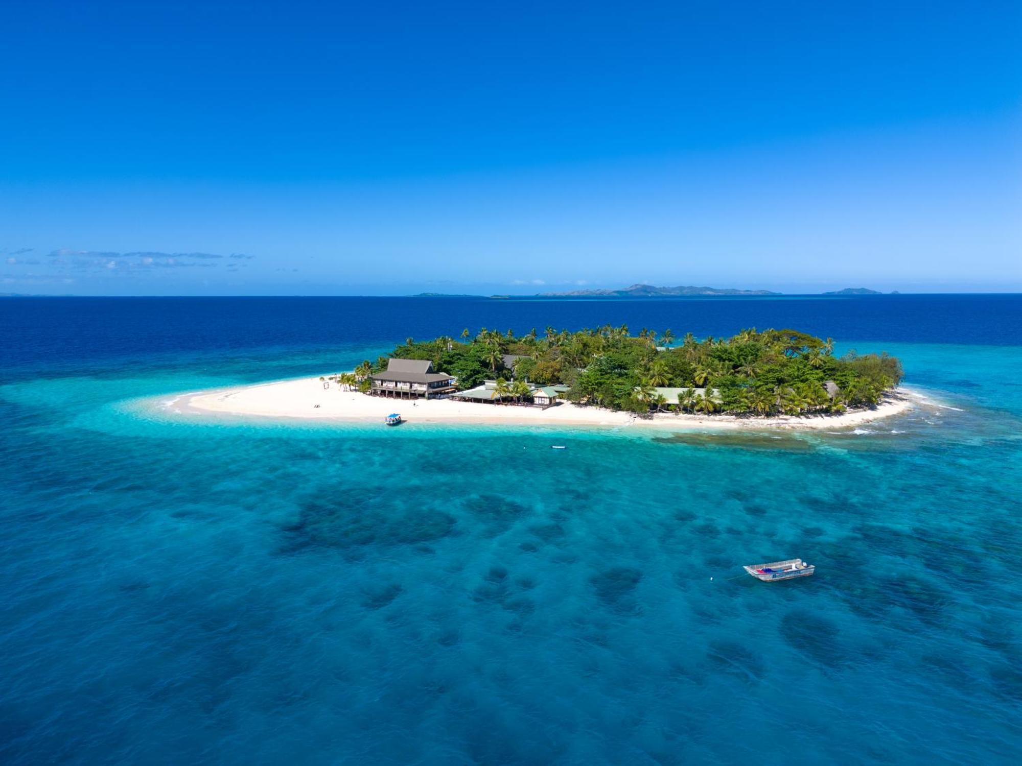 Beachcomber Island Resort Bagian luar foto
