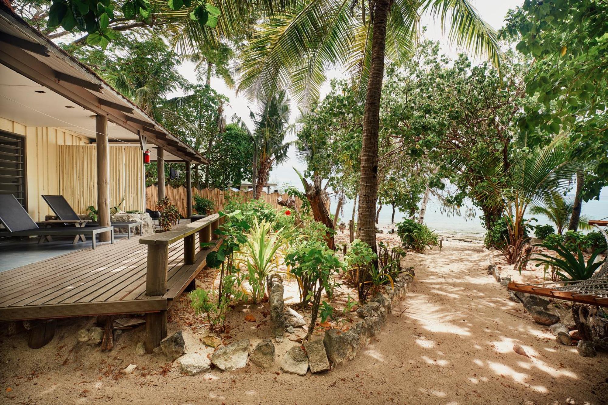 Beachcomber Island Resort Bagian luar foto
