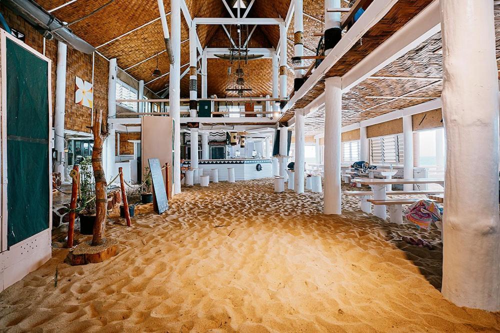 Beachcomber Island Resort Bagian luar foto